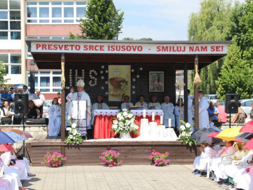 FOTO: Vanjska proslava patrona župe Prozor