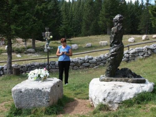 FOTO: Misa za poginule duvandžije na Vran planini