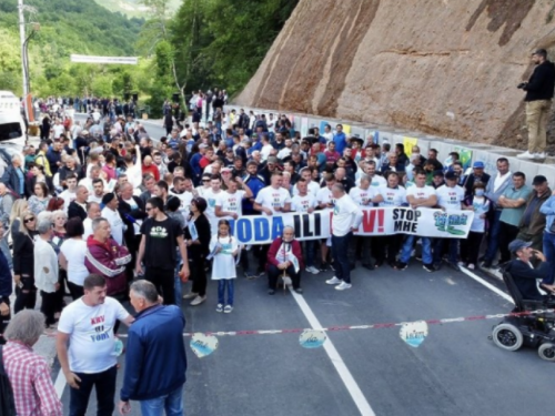 Mještani ne daju MHE na Neretvici: Zaustavili strojeve