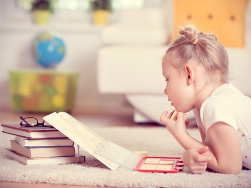 Istraživanje: Kako učenje stranih jezika utječe na dječji mozak?