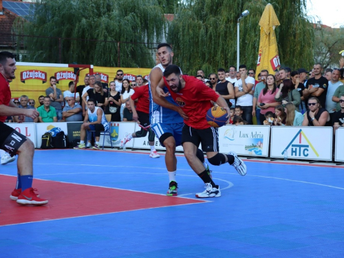 FOTO: Ekipa ''Ba.Riba'' pobjednik 20. Streetball Rama 2022.