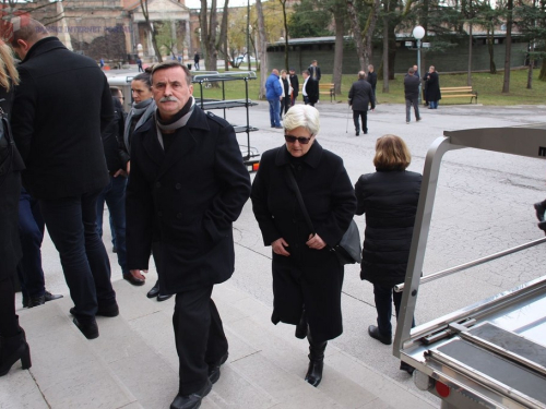 FOTO: Na Mirogoju sahranjen pukovnik Ante Pavlović