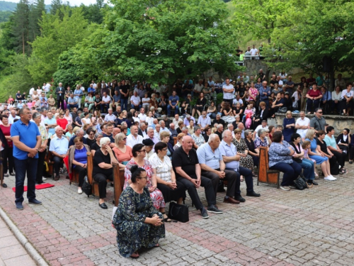 FOTO: Na Uzdolu svečano proslavljen sv. Ivo