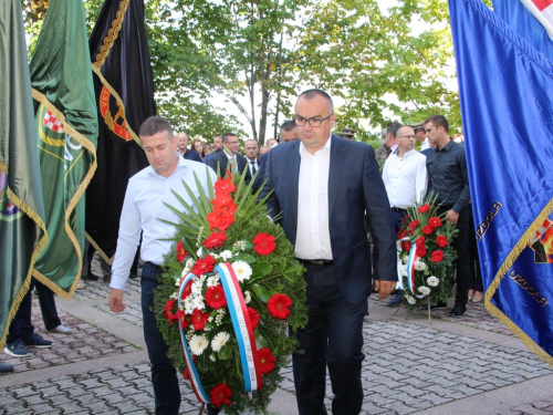 FOTO: Na Uzdolu obilježena 25. obljetnica zločina nad Hrvatima