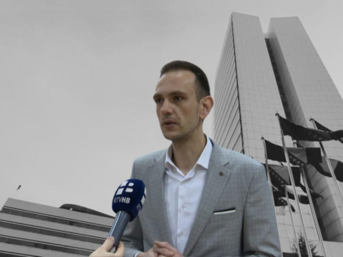 Kako se mijenja Ustav RS, a kako BiH