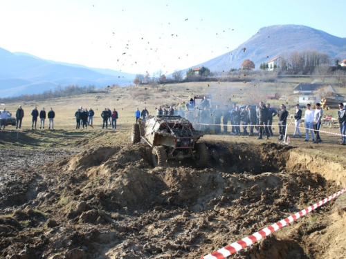 FOTO/VIDEO: Off Road druženje na Ramskom jezeru