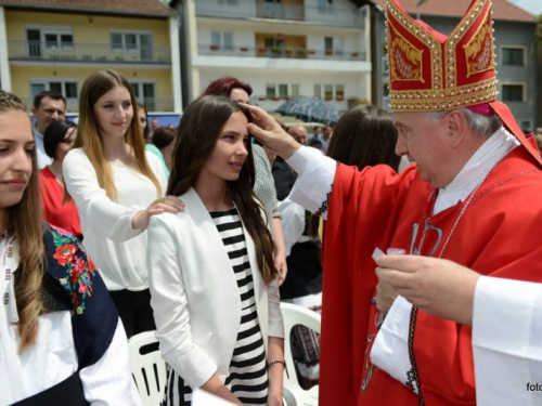 FOTO: Krizma u župi Prozor