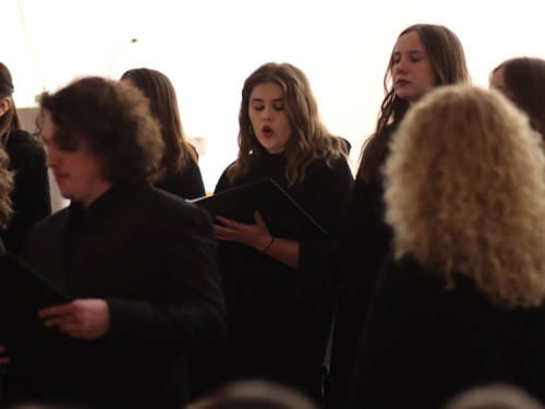 Veličanstvena završnica u Rami: ''Čuvarice'' koncertom u Prozoru zaključile korizmenu turneju