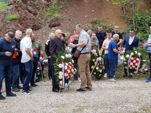 FOTO: Na Pomenu obilježena 27. obljetnica stradanja hrvatskih branitelja