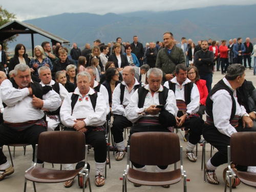 FOTO: Mlada misa fra Antonia Baketarića u Rumbocima