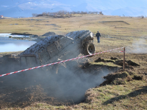 FOTO/VIDEO: Off Road druženje na Ramskom jezeru