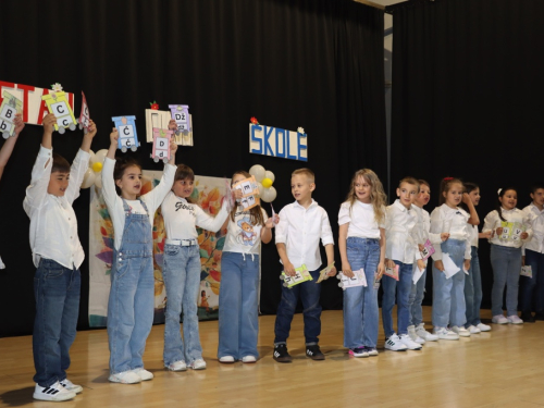 FOTO: Svečano obilježen Dan OŠ Marka Marulića Prozor