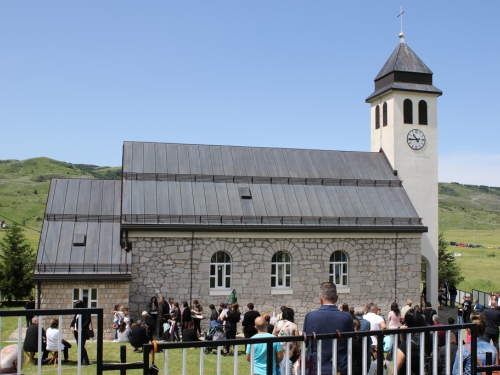 FOTO: Proslava sv. Ante u Zvirnjači