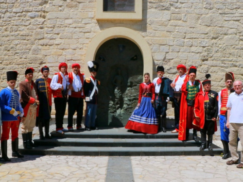 Povijesne hrvatske postrojbe posjetile Ramu i Šćit