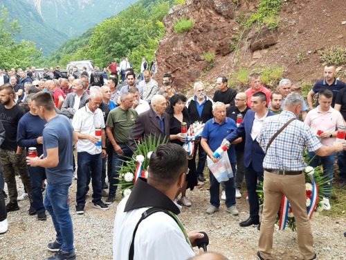 FOTO: Na Pomenu obilježena 27. obljetnica stradanja hrvatskih branitelja