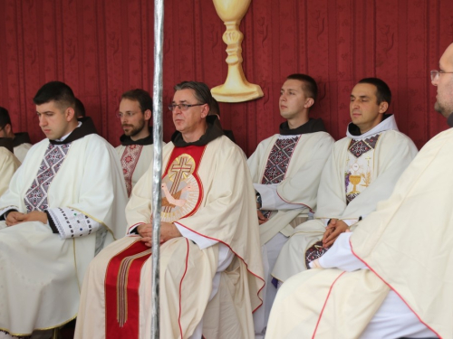 FOTO: Mlada misa fra Antonia Baketarića u Rumbocima