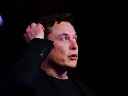 Musk kupuje Manchester United?