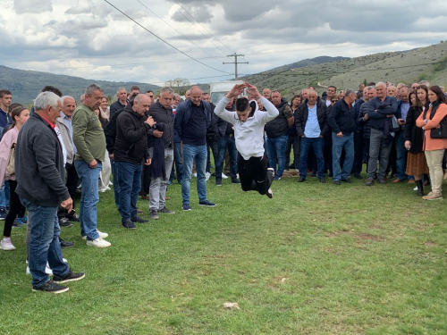 FOTO: Druženje Rumbočana i sv. misa na Zahumu