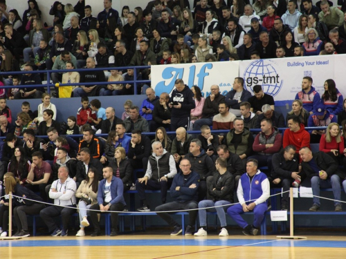 FOTO: Pogledajte atmosferu na tribinama na košarkaškom finalu između Rame i Čapljine