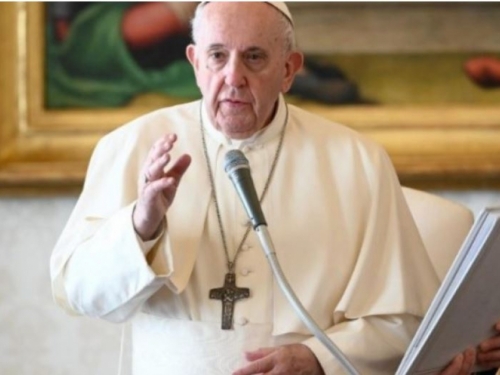 Papa blagoslovio poreznike