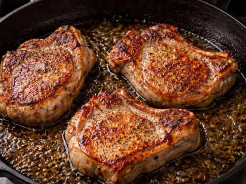 Ovako se peku kotleti u tavi: Sočni i meki svaki put uz trik vrhunskih kuhara