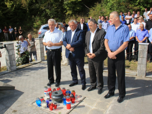 FOTO: Obilježena 22. obljetnica stradanja Hrvata na Hudutskom