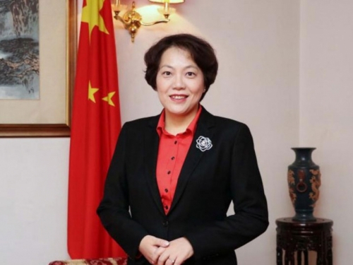 Veleposlanica Kine: Naši izaslanici u Mostaru će razmotriti suradnju u proizvodnji smilja
