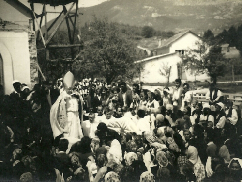 Prije 51 godinu blagoslovljeni temelji nove župne crkve u Prozoru