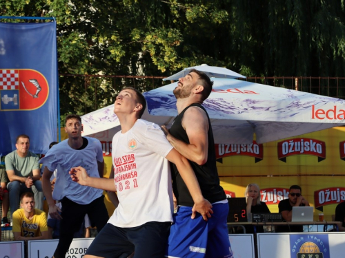 FOTO: Druga večer Streetball turnira u Prozoru