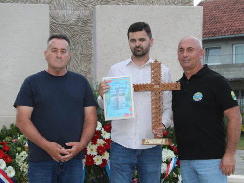 FOTO: Na Uzdolu obilježen Dan udruge Treće bojne brigade Rama i branitelja Uzdola
