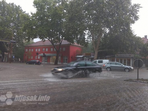 Izdano upozorenje: Očekuju se obilne padaline i jak vjetar u Hercegovini
