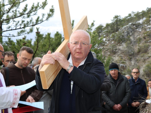 FOTO: Ramski put križa u Podboru