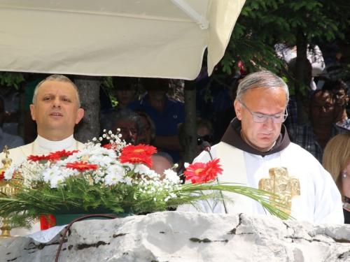 FOTO/VIDEO: Proslava Dive Grabovčeve na Kedžari 2016.