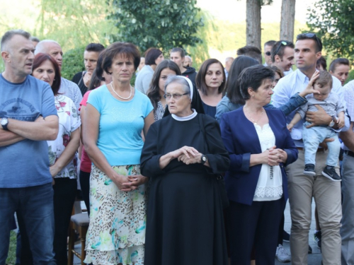 FOTO: Misa Uočnica povodom proslave Velike Gospe u župi Rama Šćit