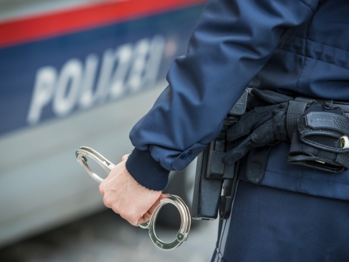 Krijumčar u Austriji uhićen, završio u bolnici pa pobjegao iz iste