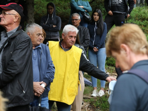 FOTO/VIDEO: Tisuće vjernika na Kedžari proslavilo Divin dan