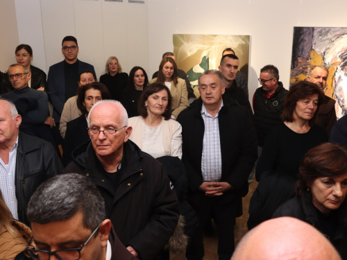 FOTO: Svečano otvorena Galerija Franjevačkog samostana Rama Šćit