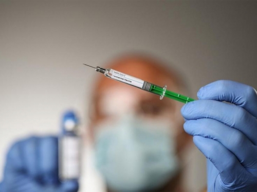 Švicarci nezadovoljni učinkovitošću AstraZenecinog cjepiva