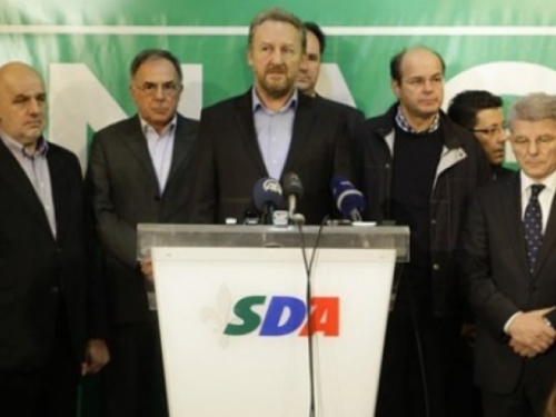 SDA poručila DF-u: O imenovanjima će odlučivati Vlada F BiH, a ne vaši ministri