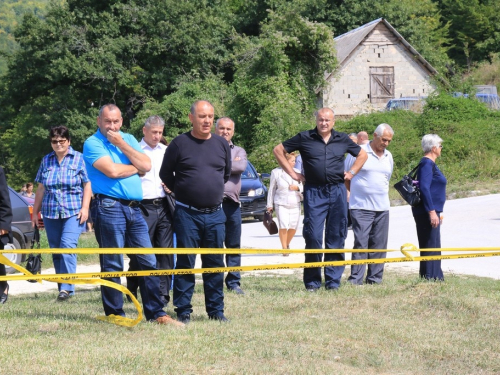 FOTO/VIDEO: Na Uzdolu obilježena 22. obljetnica stravičnog pokolja nad Hrvatima