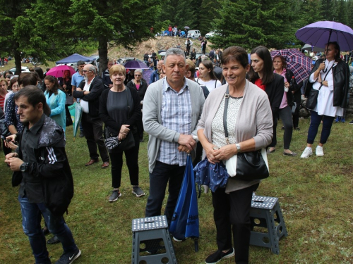 FOTO/VIDEO: Tisuće vjernika na Kedžari proslavilo Divin dan