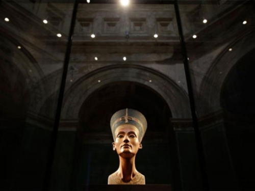 U Tutankamonovoj grobnici otkrivena grobnica slavne kraljice Nefertiti?