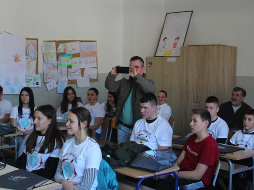 FOTO: U Prozoru održana edukativna radionica o važnosti šuma