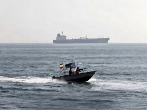 Iran zaplijenio dva tankera: Prijete masakrom i paklom SAD-u