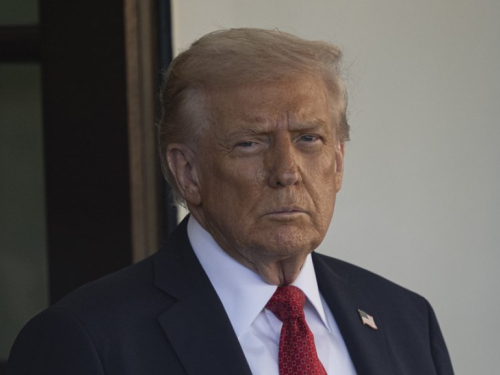 Trump: Jednostavno ćemo ubijati ljude koji unose drogu u našu zemlju