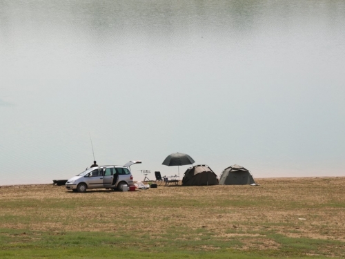 FOTO/VIDEO: Na Ramskom jezeru održava se natjecanje u sportskom ribolovu