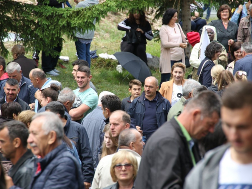 FOTO/VIDEO: Tisuće vjernika na Kedžari proslavilo Divin dan