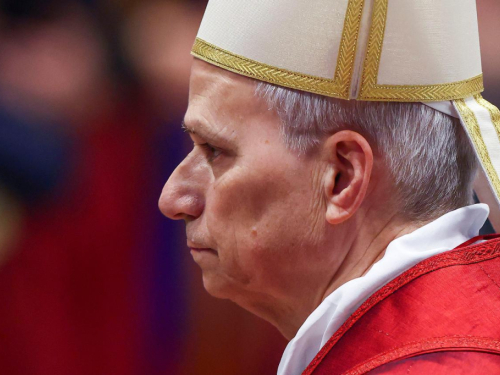 Papa uputio oštru kritiku ''šačici tirana'', ovo je poručio vođama koji ratuju