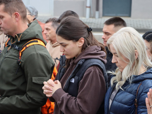 FOTO/VIDEO: Poruka mira stigla na Šćit: Josip Jelinić završio svoje hodočašće kroz BiH