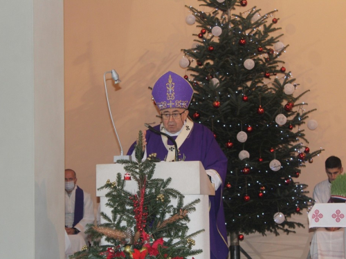 FOTO: Sahranjen vlč. Ivan Bošnjak